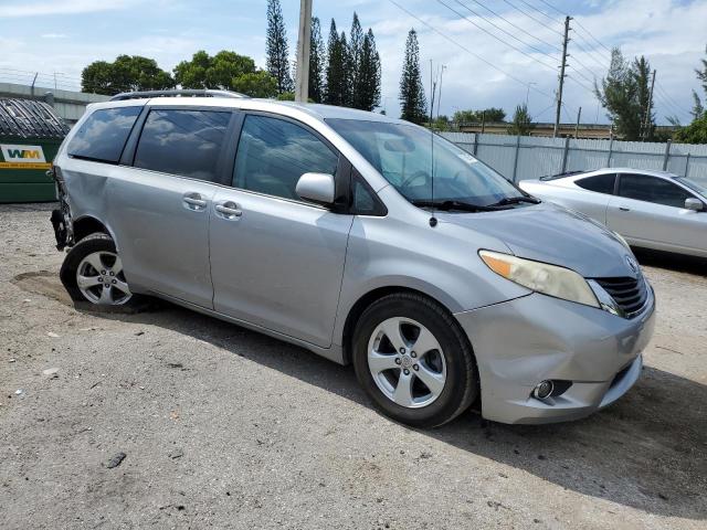 Photo 4 from auction – 2011 TOYOTA SIENNA LE with VIN 5TDKK3DC7BS023557