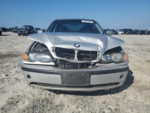 Photo 5 from auction – 2002 BMW 325 I with VIN WBAEV33412KL75648