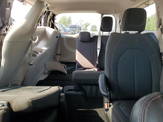 Photo 10 from auction – 2017 CHRYSLER PACIFICA T with VIN 2C4RC1DG9HR675617