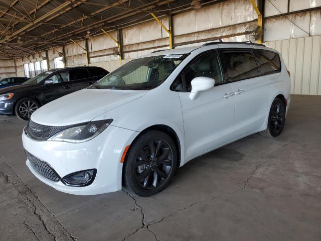 CHRYSLER PACIFICA T 2018 with VIN 2C4RC1BGXJR167164 - Photo from auction