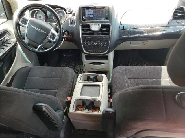 Photo 8 from auction – 2011 CHRYSLER TOWN & COU with VIN 2A4RR5DG6BR704613