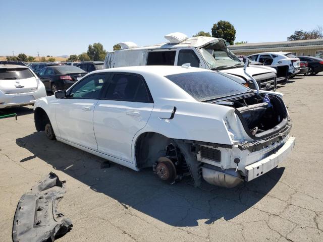 Photo 2 from auction – 2017 CHRYSLER 300 S with VIN 2C3CCABG2HH646303