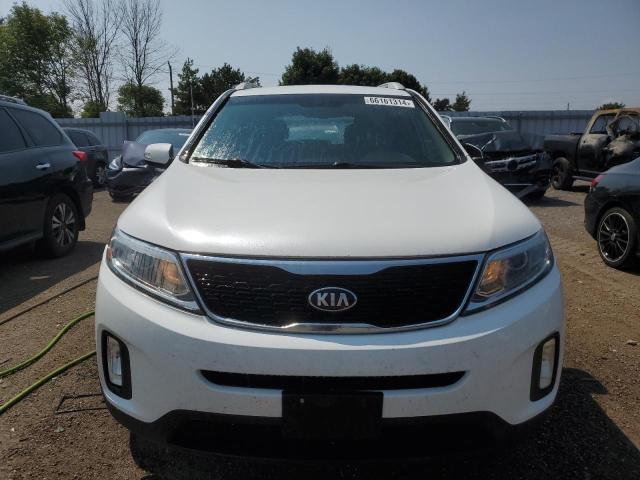 Photo 5 from auction – 2015 KIA SORENTO LX with VIN 5XYKTDA70FG576757