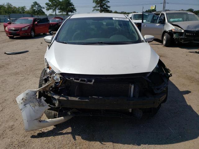 Photo 5 from auction – 2015 KIA FORTE LX with VIN KNAFX4A68F5361372