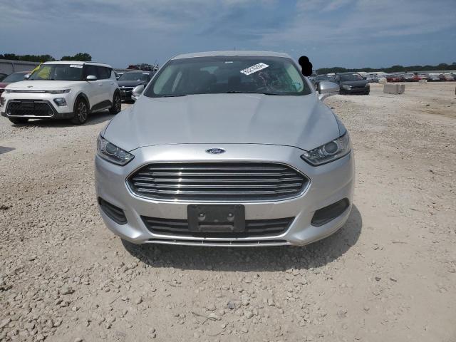 Photo 5 from auction – 2016 FORD FUSION SE with VIN 3FA6P0H75GR315917