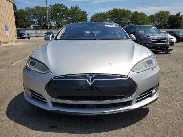 Photo 5 from auction – 2015 TESLA MODEL S 85 with VIN 5YJSA1H13FF083295