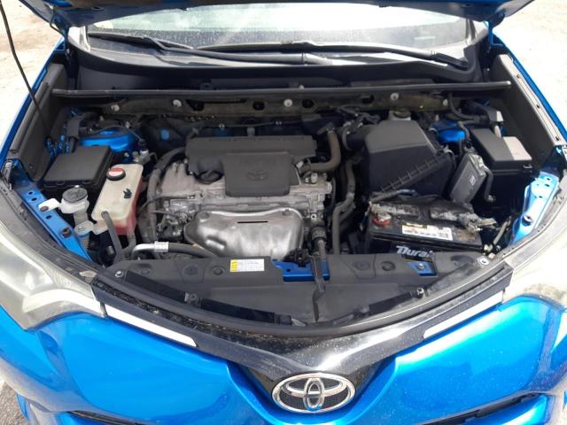 Photo 11 from auction – 2016 TOYOTA RAV4 XLE with VIN JTMWFREV1GJ071858