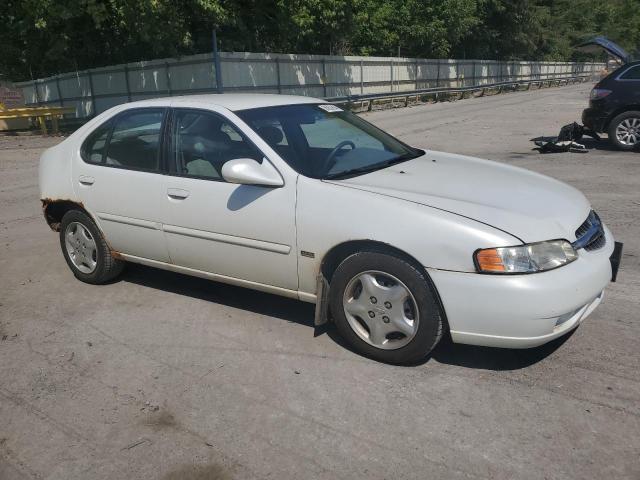 Foto 4 de la subasta – 2001 NISSAN ALTIMA XE con VIN 1N4DL01D91C102820