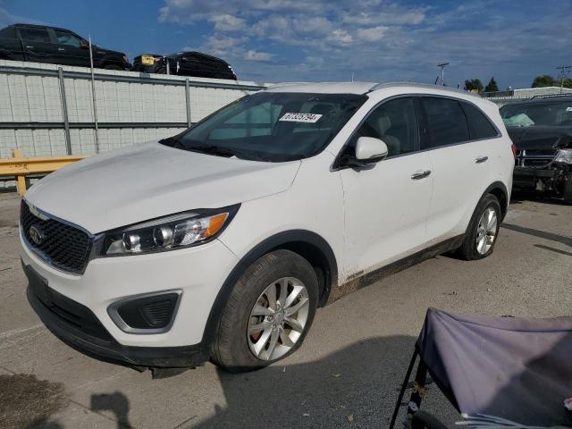 KIA SORENTO LX 2016 with VIN 5XYPGDA55GG130520 - Photo from auction
