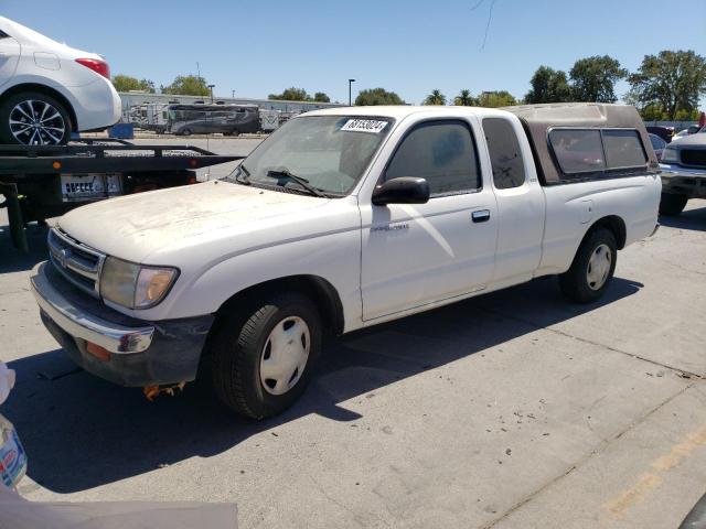 TOYOTA 025FD25 2000 with VIN 4TAVL52N5YZ610563 - Photo from auction