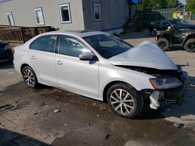 Photo 4 from auction – 2017 VOLKSWAGEN JETTA SE with VIN 3VWB67AJ9HM312752