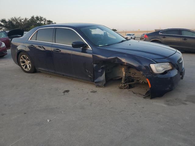 Photo 4 from auction – 2016 CHRYSLER 300 LIMITE with VIN 2C3CCAAG8GH206859