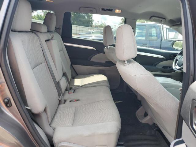 Photo 11 from auction – 2016 TOYOTA HIGHLANDER with VIN 5TDZARFH1GS023039