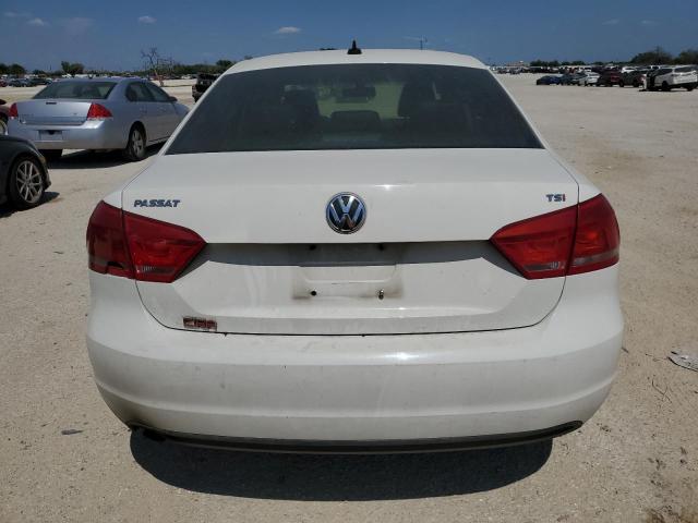 Photo 6 from auction – 2015 VOLKSWAGEN PASSAT S with VIN 1VWAT7A32FC061870