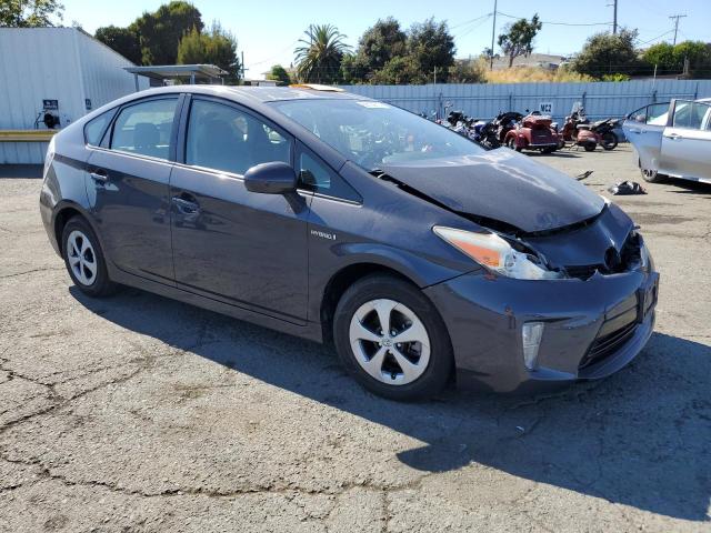 Photo 4 from auction – 2013 TOYOTA PRIUS with VIN JTDKN3DU6D5685283