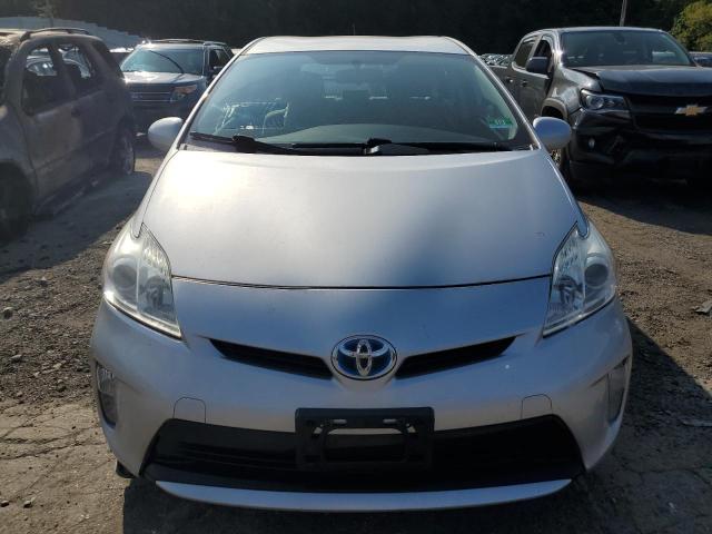 Photo 5 from auction – 2013 TOYOTA PRIUS with VIN JTDKN3DU6D5578170