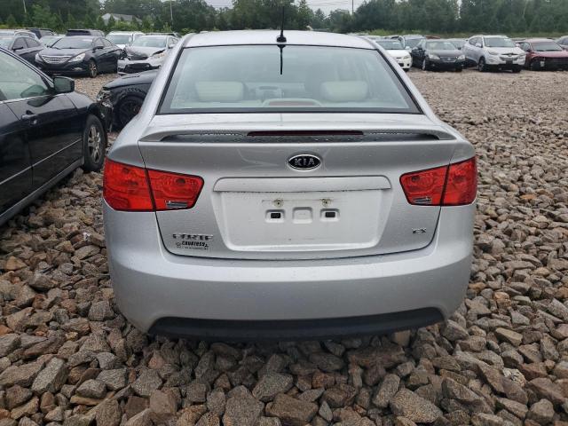 Photo 6 from auction – 2010 KIA FORTE EX with VIN KNAFU4A24A5270193
