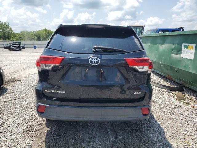 Photo 6 from auction – 2018 TOYOTA HIGHLANDER with VIN 5TDKZRFH0JS541354