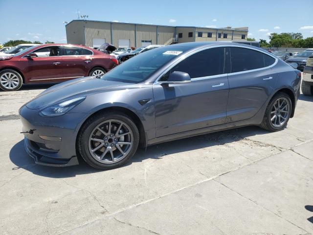 TESLA MODEL 3 2018 with VIN 5YJ3E1EA4JF030613 - Photo from auction