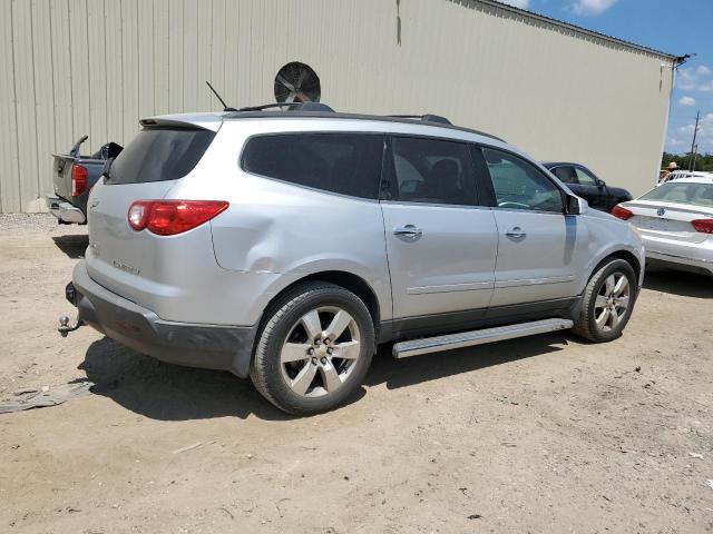 Photo 3 from auction – 2011 CHEVROLET TRAVERSE L with VIN 1GNKRGED3BJ398473