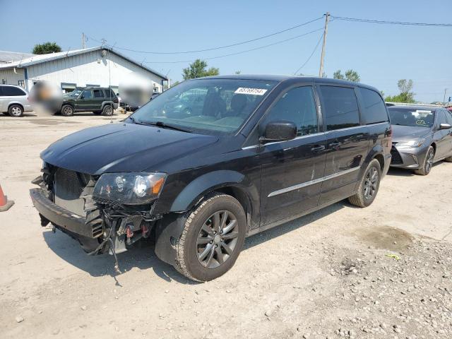 CHRYSLER TOWN & COU 2015 with VIN 2C4RC1HG5FR755780 - Photo from auction
