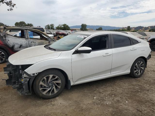 HONDA CIVIC EX 2016 مع رقم تعريف المركبة 19XFC2F71GE081707 - صورة من المزاد