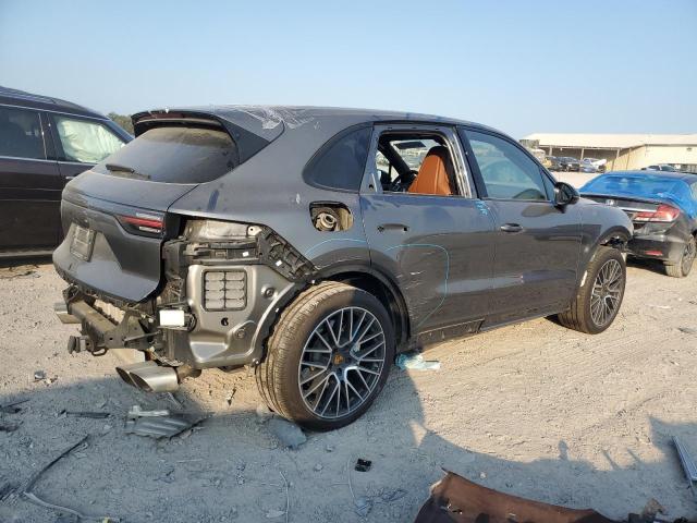 Photo 3 from auction – 2020 PORSCHE CAYENNE TU with VIN WP1AF2AY3LDA39020