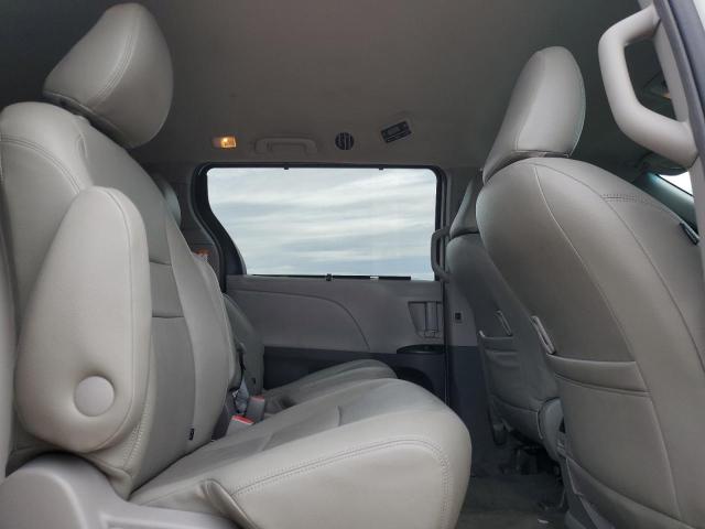 Photo 11 from auction – 2017 TOYOTA SIENNA LE with VIN 5TDKZ3DC5HS848629