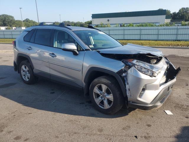 Photo 4 from auction – 2019 TOYOTA RAV4 XLE with VIN 2T3P1RFV2KC030748