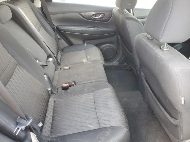 Photo 11 from auction – 2018 NISSAN ROGUE S with VIN 5N1AT2MT2JC770210