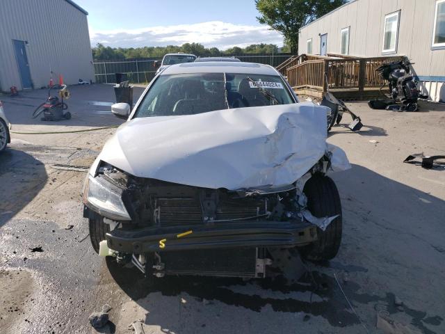 Photo 5 from auction – 2017 VOLKSWAGEN JETTA SE with VIN 3VWB67AJ9HM312752