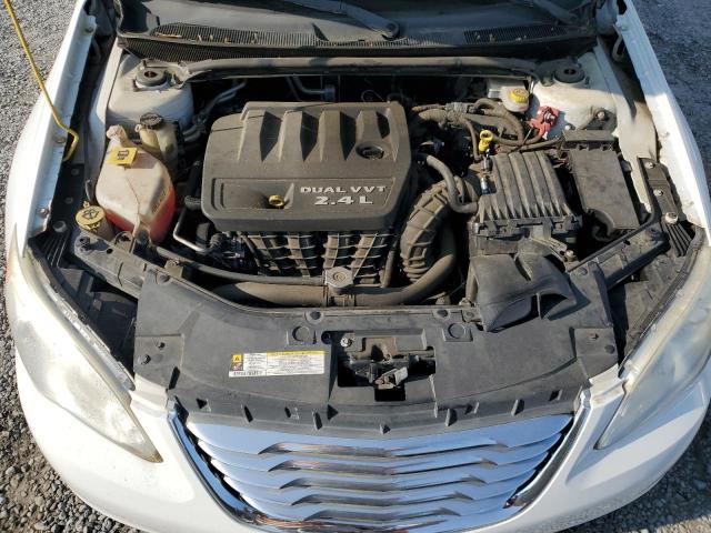 Photo 11 from auction – 2011 CHRYSLER 200 LX with VIN 1C3BC4FB4BN580301
