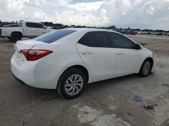 Photo 3 from auction – 2019 TOYOTA COROLLA L with VIN 2T1BURHE4KC211597