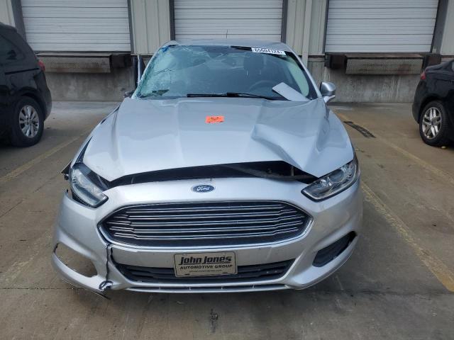 Photo 5 from auction – 2016 FORD FUSION SE with VIN 3FA6P0H72GR352102