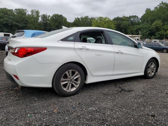 Photo 3 from auction – 2014 HYUNDAI SONATA GLS with VIN 5NPEB4AC6EH906695