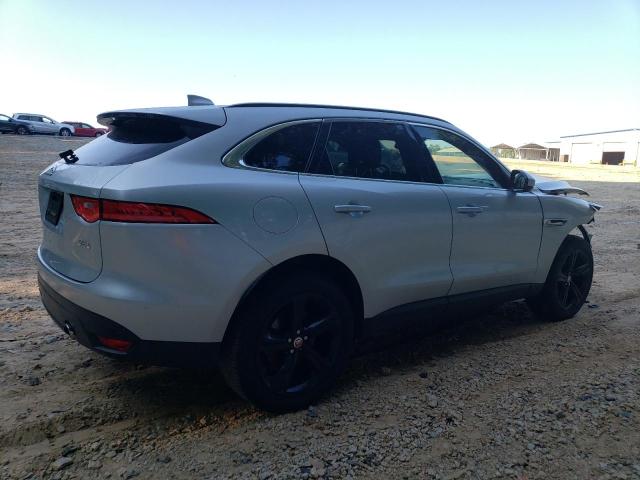 Photo 3 from auction – 2017 JAGUAR F-PACE PRE with VIN SADCK2BV7HA491494