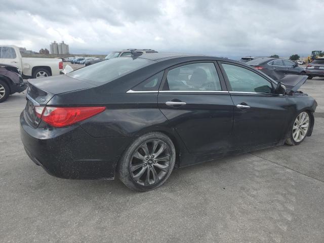 Photo 3 from auction – 2012 HYUNDAI SONATA SE with VIN 5NPEC4AB3CH372007