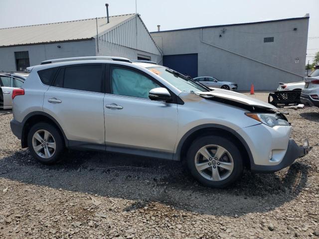 Photo 4 from auction – 2015 TOYOTA RAV4 XLE with VIN 2T3RFREV9FW364436