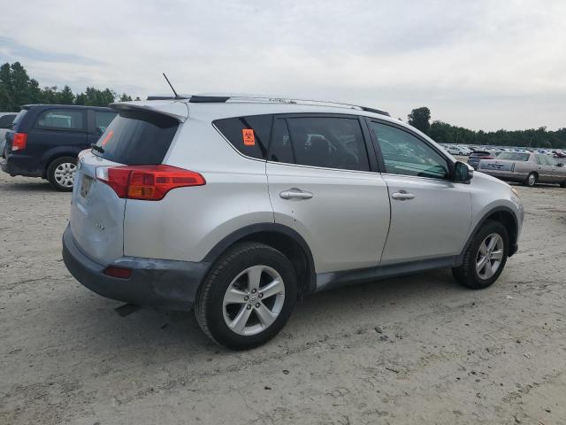Photo 3 from auction – 2014 TOYOTA RAV4 XLE with VIN 2T3WFREV3EW075697