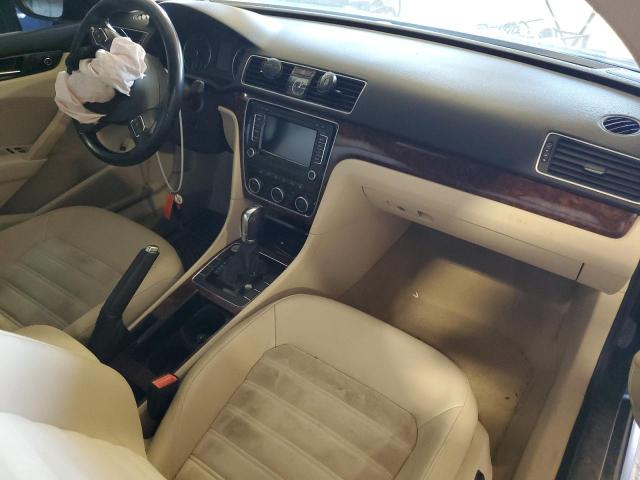 Photo 8 from auction – 2012 VOLKSWAGEN PASSAT with VIN 1VWCM7A30CC013656