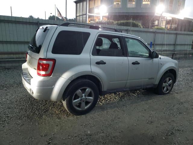 Photo 3 from auction – 2008 FORD ESCAPE with VIN 1FMCU931X8KE01366