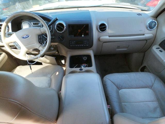 Zdjęcie 8 z aukcji – 2005 FORD EXPEDITION z VIN 1FMPU18505LB14137