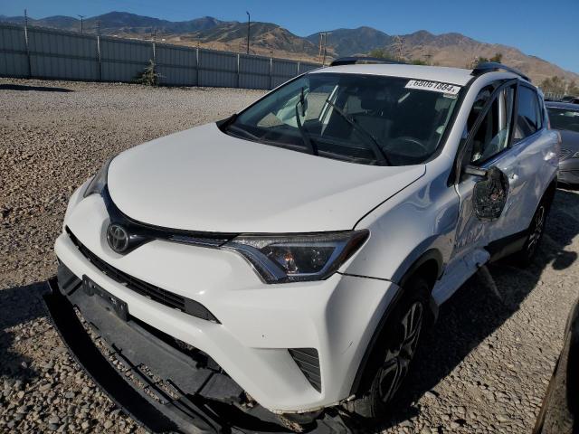 TOYOTA RAV4 LE 2017 z numerem VIN 2T3BFREV4HW557016 - Zdjęcie z aukcji