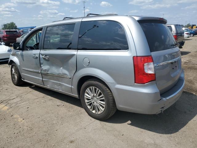 Photo 2 from auction – 2016 CHRYSLER TOWN & COU with VIN 2C4RC1CGXGR303770