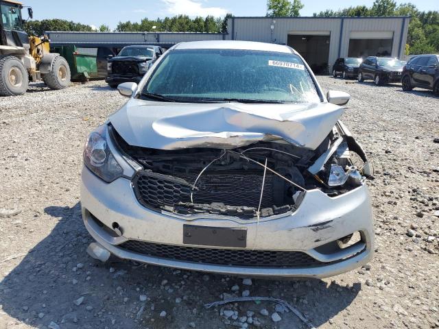 Photo 5 from auction – 2016 KIA FORTE LX with VIN KNAFK5A85G5621105