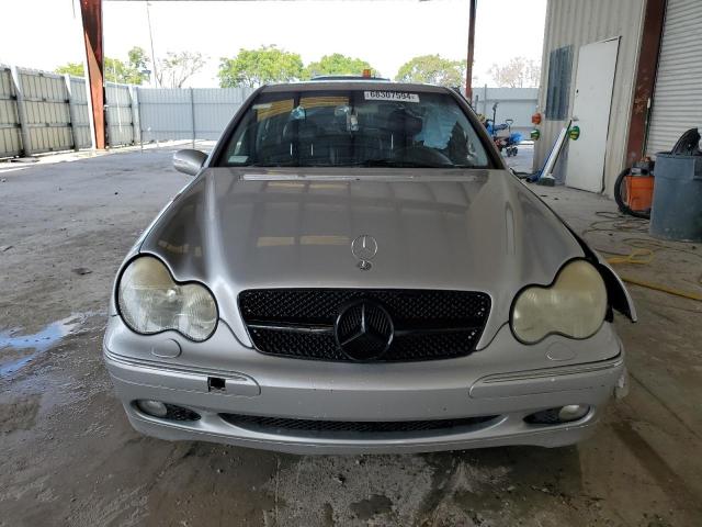 Photo 5 from auction – 2002 MERCEDES-BENZ C 320 with VIN WDBRF64JX2F296526