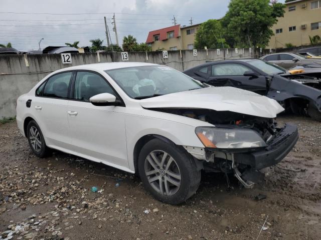 Photo 4 from auction – 2012 VOLKSWAGEN PASSAT S with VIN 1VWAP7A33CC019868
