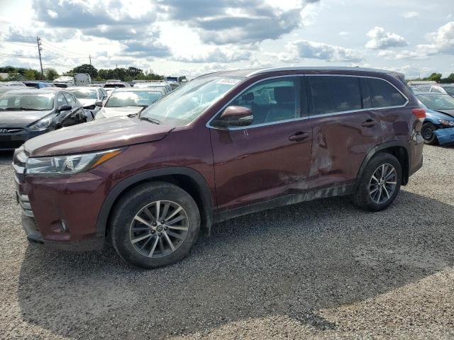 TOYOTA HIGHLANDER 2019 with VIN 5TDJZRFH4KS949806 - Photo from auction