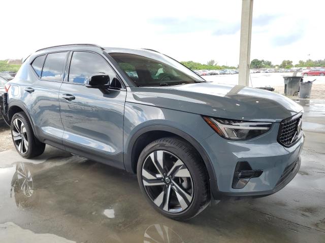 Photo 4 from auction – 2023 VOLVO XC40 PLUS with VIN YV4L12UW2P2111133