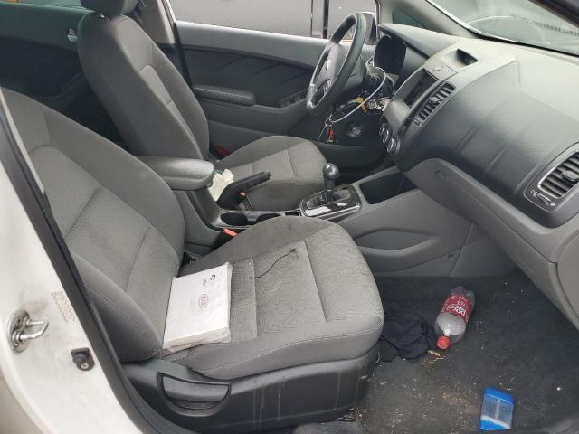 Photo 7 from auction – 2017 KIA FORTE LX with VIN 3KPFK4A7XHE067425